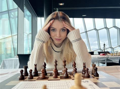 Interview with Anna Cramling for CNN about her experiences as a chess player – Chessdom