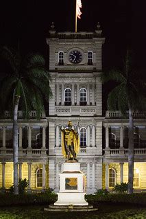 King Kamehameha Statue @ Night | Daniel Ramirez | Flickr