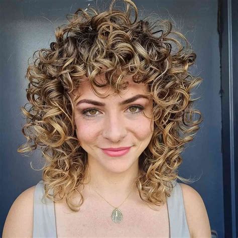 20 Trendiest Curly, Shaggy Lob Haircuts for Curly-Haired Women