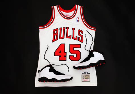 Mitchell & Ness Releasing Michael Jordan's Number 45 Comeback Jersey ...