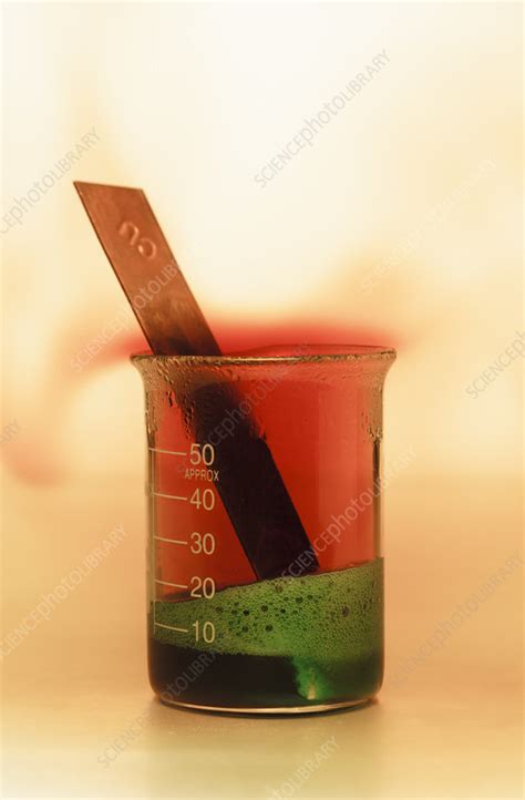 Copper reacts with nitric acid, 1 of 3 - Stock Image - C044/5795 ...