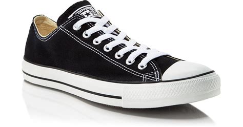 Converse Chuck Taylor Classic Low Top Sneakers in Black for Men | Lyst