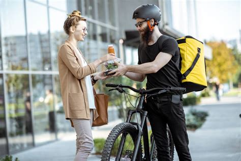 Comment devenir coursier Uber Eats ? - Le Secrétariat