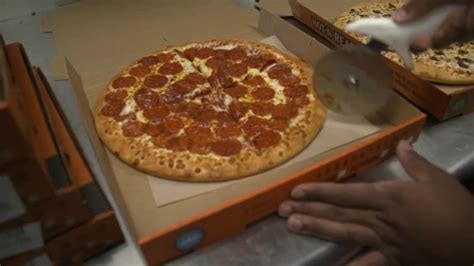 Little Caesars' Hot-N-Ready pizza no longer costs $5 - ABC7 New York