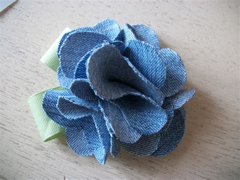 Faith. Home. Love.: Fabric Flower Tutorial