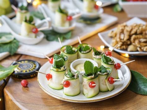 Holiday Party Finger Food: Gluten-Free Zucchini Rolls