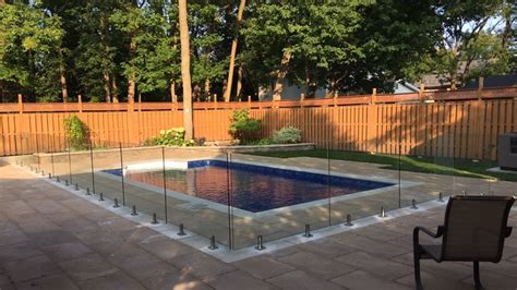 Glass Pool Enclosure — RF Transparent - Glass Railing