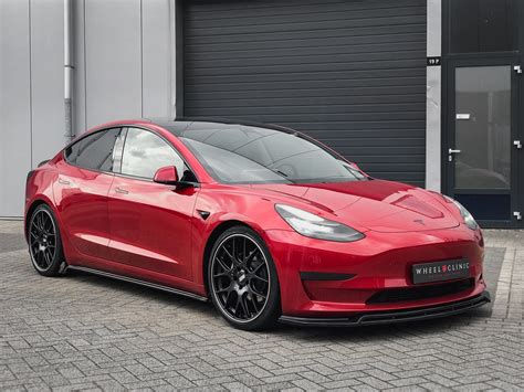 Tesla Model 3 Red BBS CH-R | Wheel Front