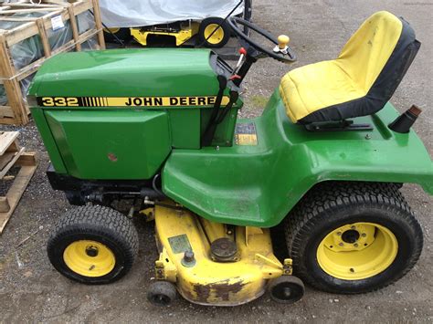 1990 John Deere 332 Lawn & Garden and Commercial Mowing - John Deere ...