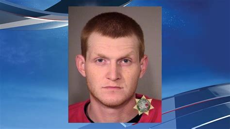 Man accused of groping teen on Portland-bound flight was returning from alcohol treatment | KOMO