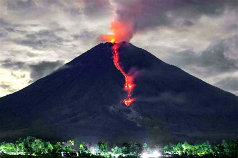 Mount Semeru volcano