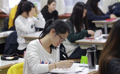 THE PRICE OF STUDENT SUCCESS IN KOREA: THE LOSS OF STUDENT LIFE - ROWAN CALLICK