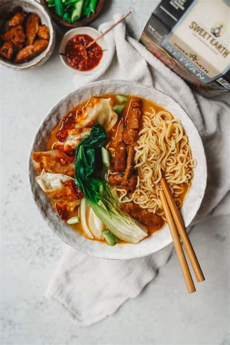 Creamy Vegan Ramen - FoodByMaria