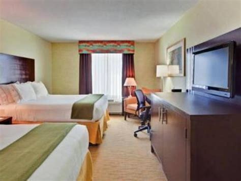 Budget Hotel in Bradford (PA) : Holiday Inn Express and Suites ...