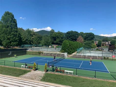 Exploring Asheville Racquet Club: A Haven for Active Individuals