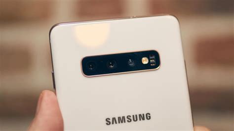 Galaxy S10 shows that triple-rear camera phones are now a thing - CNET