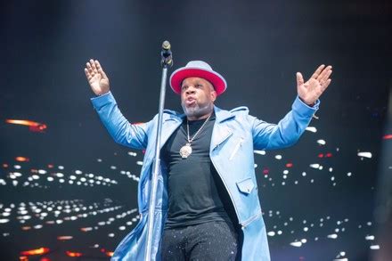 Michael Bivins New Edition Performs Onstage Editorial Stock Photo - Stock Image | Shutterstock