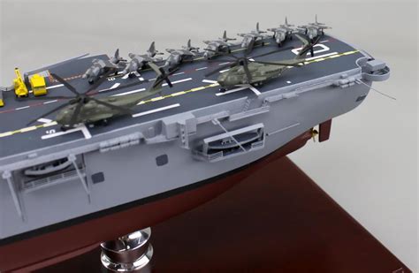 SD Model Makers: USS Tripoli (LPH-10) Model