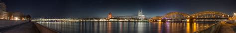 Datei:Cologne - Panoramic Image of the old town at dusk.jpg – Wikipedia