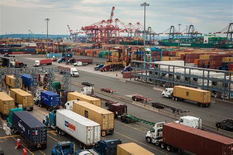 A $650 Million Expansion of Port Newark Spurs Interest in Its Environs - The New York Times