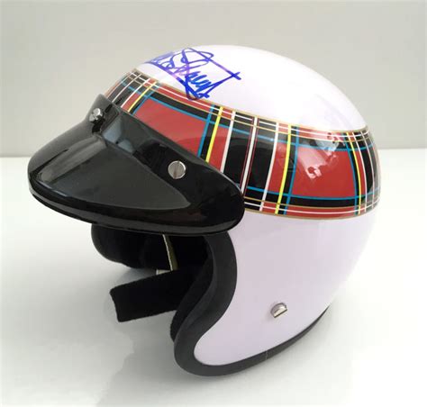 Helmet - Jackie Stewart signed 1:2 scale, Formula 1 - 1969 - Catawiki