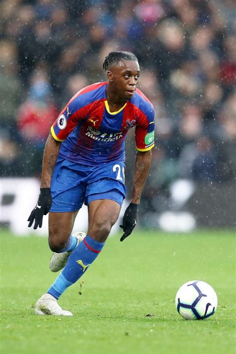 Everton targeting Crystal Palace defender Aaron Wan-Bissaka and may ...