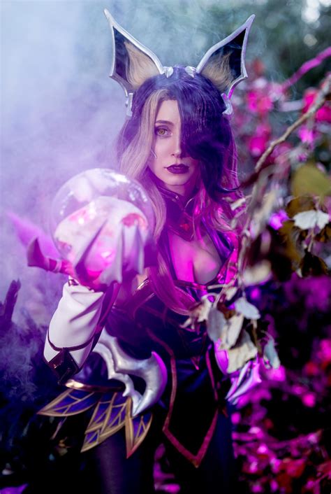 Coven Ahri cosplay by ig its.mahri : r/Nebulophilia