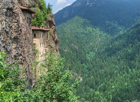 Sumela Monastery in Trabzon, Turkey : History, Pictures and the Black ...