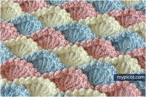 Textured Shell Stitch Free Crochet Pattern | Styles Idea | Pontos de crochê, Técnicas de crochê ...