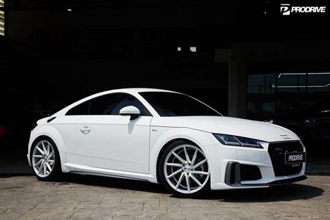 Audi TT Aftermarket Wheels - White Vossen CVT