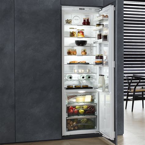 Refrigerators | Fridges | Built In | Integrated | Miele