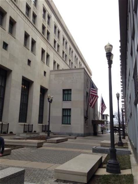 Federal Reserve building - Picture of Inside the Economy Museum at the ...