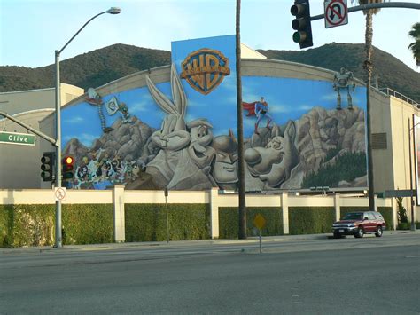 Warner Bros. studio mural | I see this every time I go to th… | Flickr