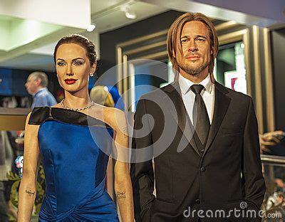 Angelina Jolie and Brad Pitt wax figures in Madame Tussaud's museum ...