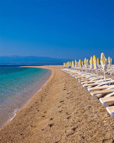 ZLATNI RAT: The most beautiful beach on the Adriatic - CROdestinations.com