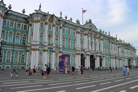 Top 10 Facts about the Winter Palace in Moscow - Discover Walks Blog