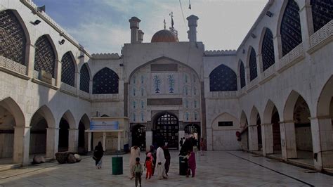 The Courtyard of the Shrine of Lal Shahbaz Qalandar at Seh… | Flickr