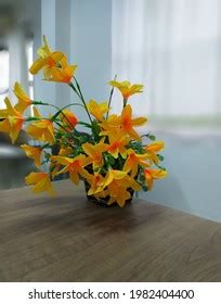 5,471 Conference Table Flowers Images, Stock Photos & Vectors ...