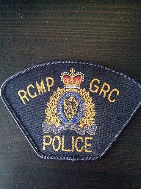 RCMP Current Issue | Police, Police badge, Police patches