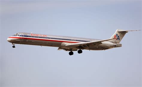 The Story Of American Airlines' McDonnell Douglas MD-80 Fleet