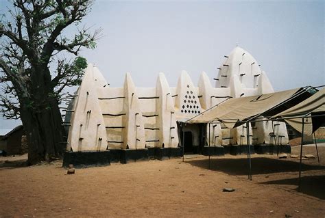 Ghana: Larabanga | Flickr - Photo Sharing! Arquitectura Vernacular, Vernacular Architecture ...