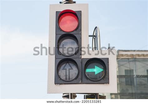 Closeup Traffic Light Red Light Green Stock Photo 2205133281 | Shutterstock