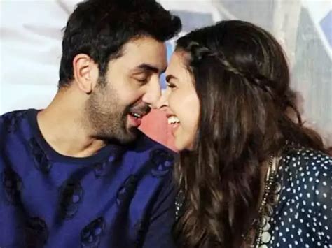 Here’s how Ranbir Kapoor and Deepika Padukone met for the first time ...