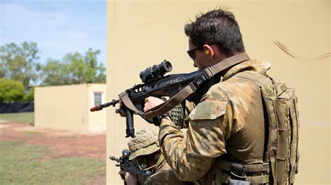 Australian soldiers deployed to UK to train Ukrainians in Russia ...