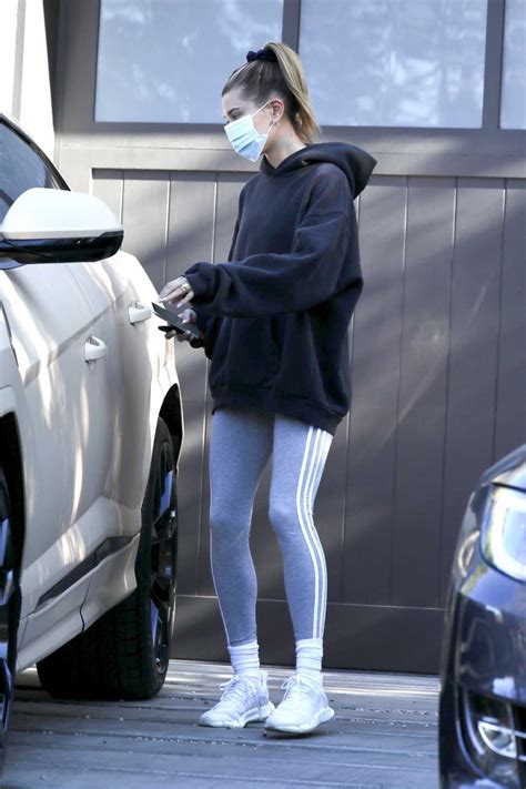 Hailey Bieber in a Black Hoodie Leaves Her Yoga Class in Los Angeles 12 ...