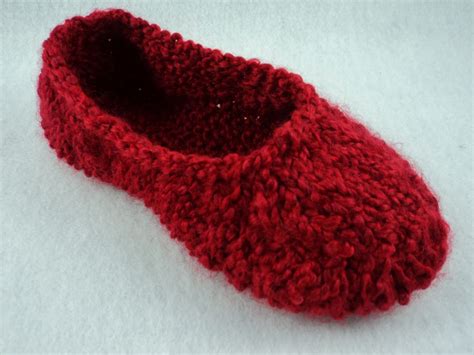 Knitted-slippers-sheepskin-sole-pattern | Division of Global Affairs