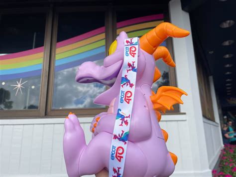 PHOTOS: Figment Popcorn Bucket Returns With New EPCOT40 Strap for 2023 ...