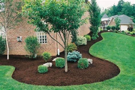 7 Fantastic Benefits of Mulching Flower Beds – Lumberjacks