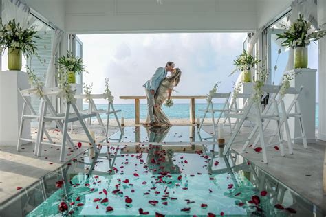 Gorgeous Maldives Wedding Vow Renewal at Over Water Pavilion ...