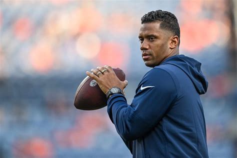 Analyst Says There Are 'A Lot Of Rumors' Of Russell Wilson Going To 1 Team